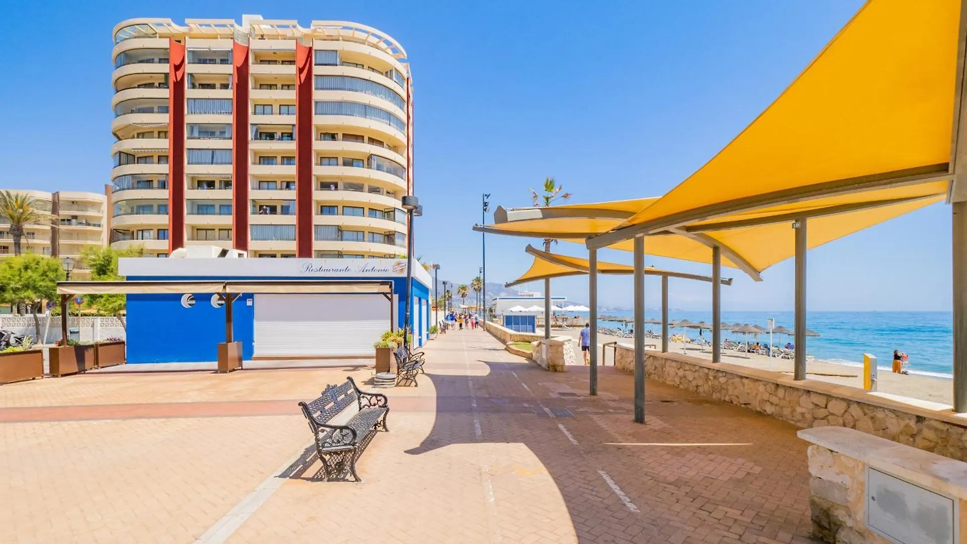 Cubo'S Apartment Front Line Beach Fuengirola 0*,  Hiszpania
